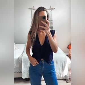 Koret Vintage Navy Embroidered Vest – Classic Boho Cottagecore Layering Piece